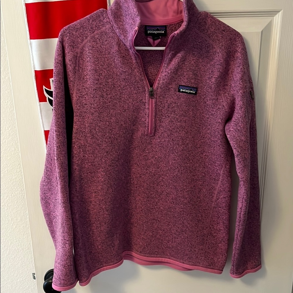 Patagonia Better Sweater size medium pink 1/4 zip